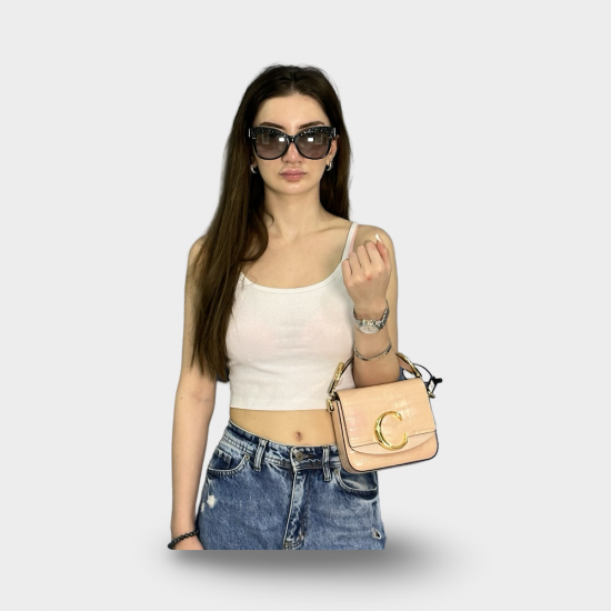 Chloe #001