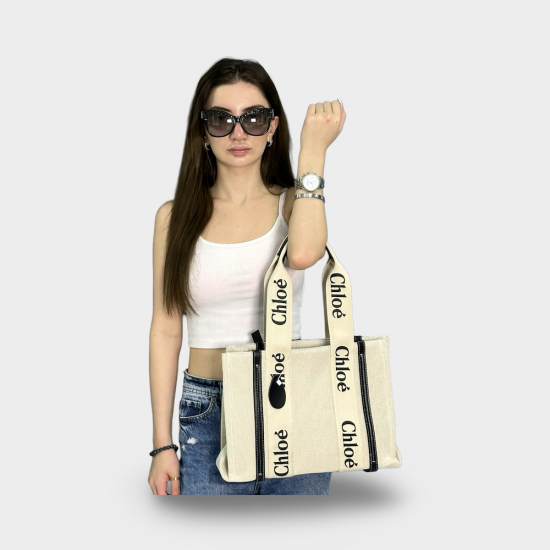 Chloe #005