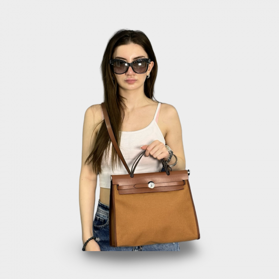 Hermes #016