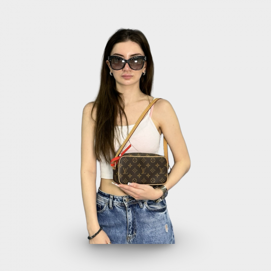 Louis Vuitton #010